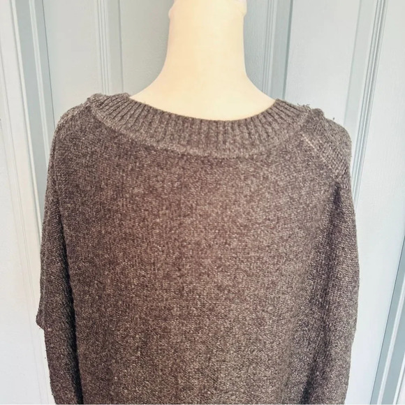 Juicy Couture Women's Grey Oversized Sleeveless Knit Crew Neck Sweater - Picture 7 of 9